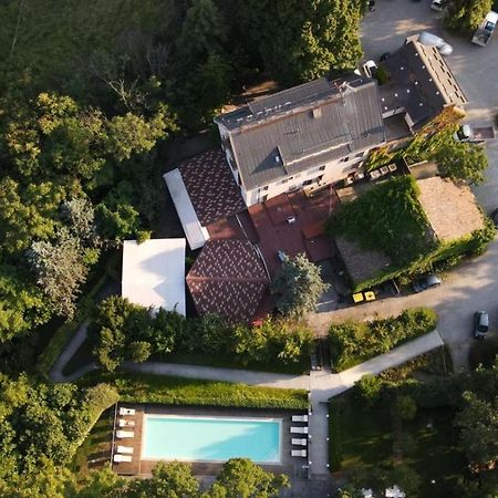 Le Querce Hotel سالسوماجّوري تيرمي المظهر الخارجي الصورة