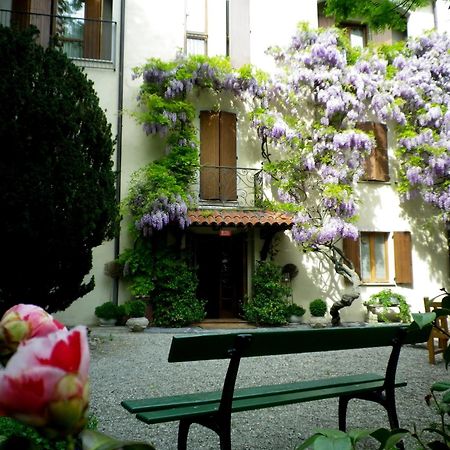 Le Querce Hotel سالسوماجّوري تيرمي المظهر الخارجي الصورة